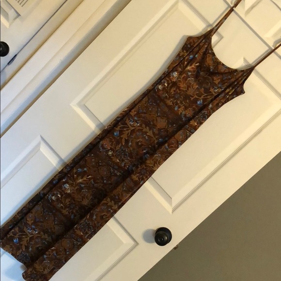 Brown summer dress w blue pops of color size L - Picture 2 of 5